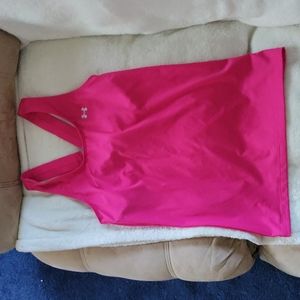Under Armor women's size medium fitted heat gear tank top